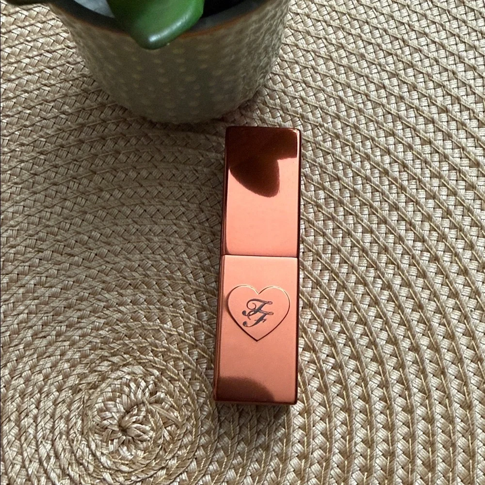 Too Faced🔥 Cocoa Bold Cream Lipstick